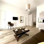 Apulia Holidays * מולה די בארי