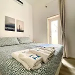 Apulia Holidays * מולה די בארי