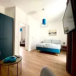 Apulia Holidays דירה *